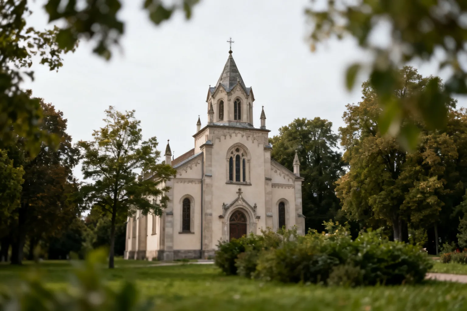 Noworodek porzucony przed klasztorem w Błoniu